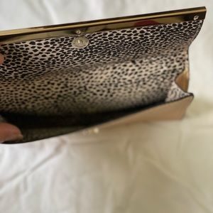 Gorgeous nude clutch with peekaboo leopard